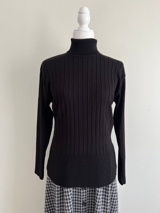 Women's Turtleneck Knit Top