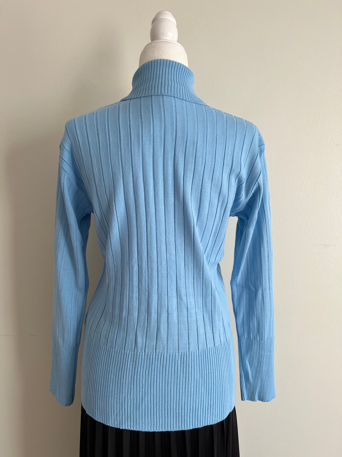 Women's Turtleneck Knit Top